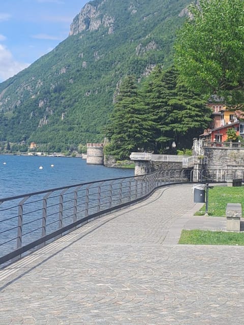 Nearby landmark, Spring, Day, Natural landscape, Lake view