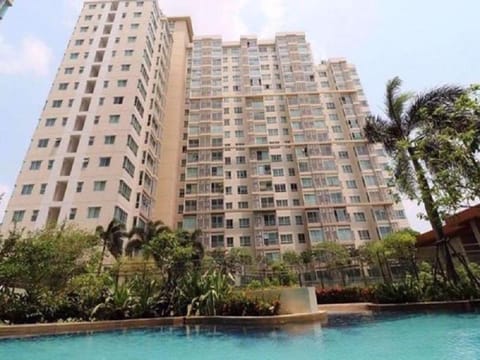 Centric 2bedrooms and 2 bathrooms suite Apartment in Bangkok