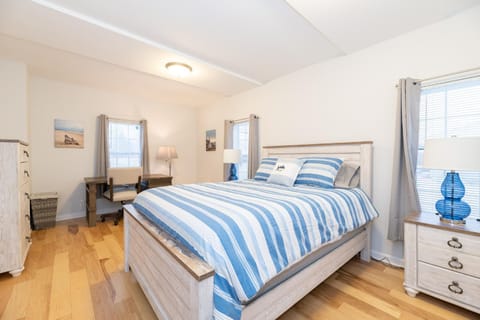 South Haven Great Lake Getaway - Centerally located to downtown South Haven and South Beach Maison in South Haven
