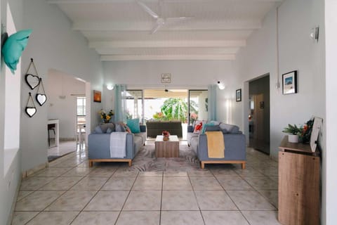 PCH23N - Close to Mangel Halto - Breezy Getaway 3BR house House in Savaneta