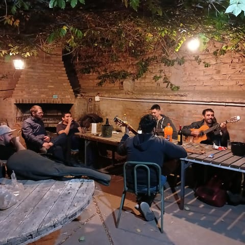 Patio, Food and drinks, group of guests