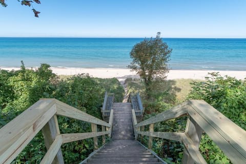 Haven Hideaway by Cottages on Wash is the perfect vacation home! House in South Haven
