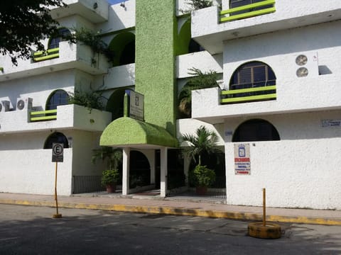 Property building, Facade/entrance