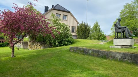 Property building, Natural landscape, Garden view