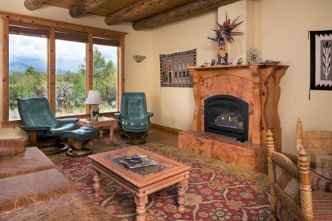 Living room, Seating area, flat iron