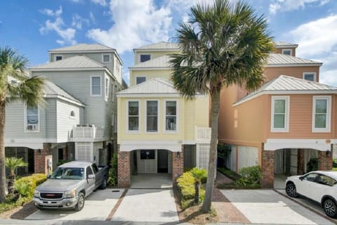 Boardwalk 114 by Wild Dunes, with Amenities House in Wild Dunes