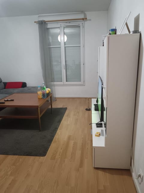 Appartement proche de Disneyland Condo in Bussy-Saint-Georges