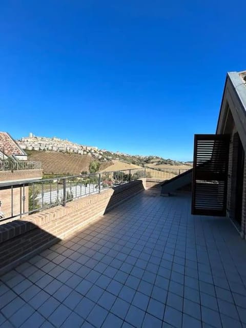 Property building, Day, Natural landscape, BBQ facilities, View (from property/room), Balcony/Terrace, Mountain view