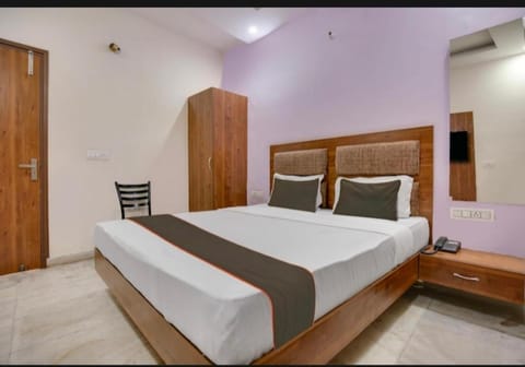 deep bell hotel Hotel in Chandigarh