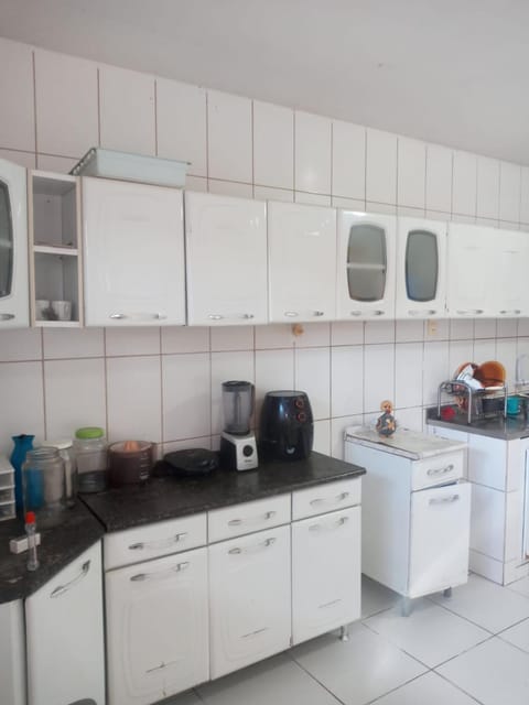 Kitchen or kitchenette, pet friendly, stove