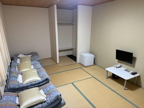 GATE80長居 Hostel in Osaka