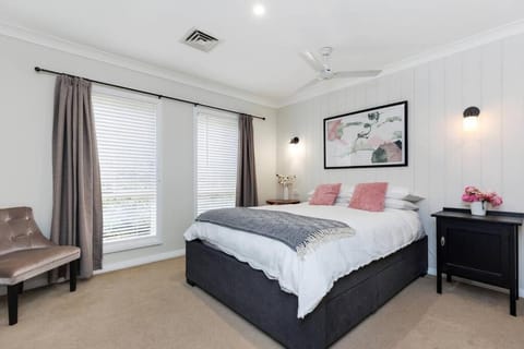 Tranquil 2-bedroom retreat Villa in Wagga Wagga