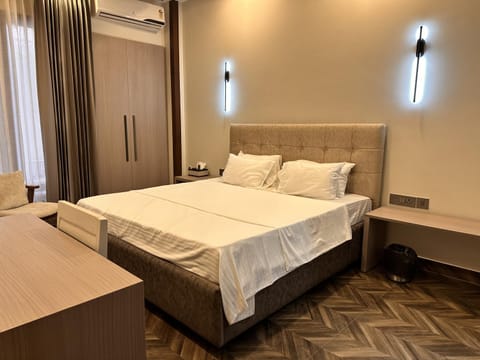 Urban Cabin Condo in Gurugram