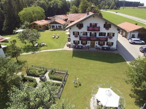 Ferienwohnung Lechner Bed and Breakfast in Aschau im Chiemgau