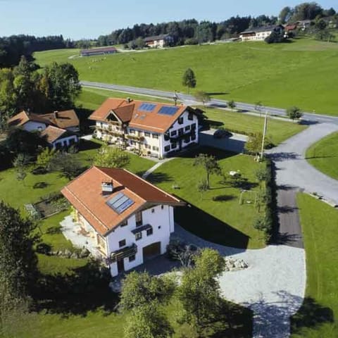 Ferienwohnung Lechner Bed and Breakfast in Aschau im Chiemgau