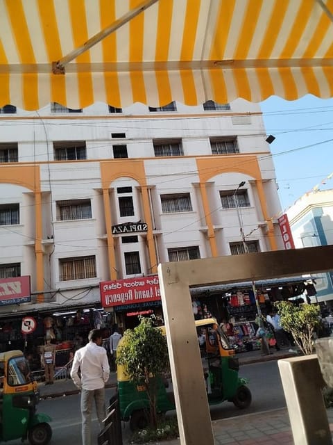 Anand Regency Majestic Hotel in Bengaluru