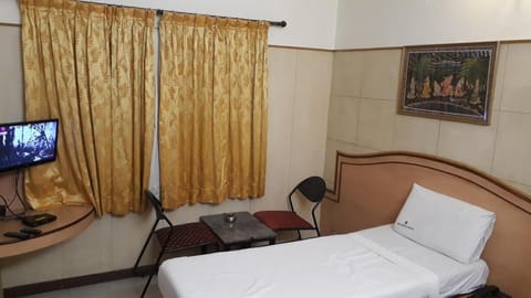 Anand Regency Majestic Hotel in Bengaluru