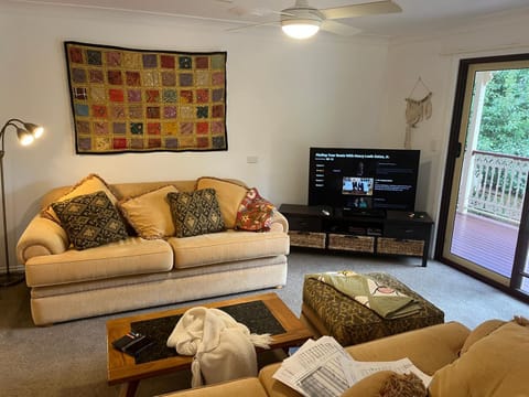 Joalah Cottage 2 nights minimum House in Tamborine Mountain