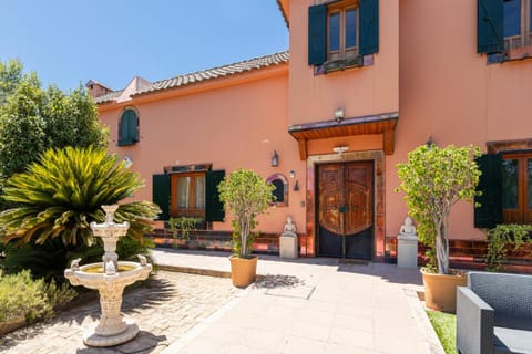 EDomus Luxury Villa Villa in Sierra Norte de Sevilla