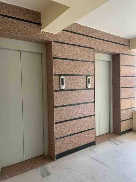 Metro Haven: Stylish Flat with Modern Comfort Apartamento in Jaipur