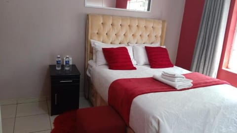 Happy Holiday Backpackers Hostel in Zimbabwe