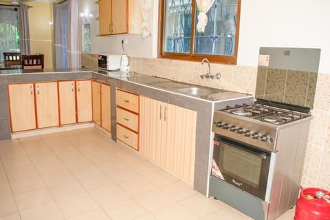 Kerith Springs Family Holiday home Bamburi Msa House in Mombasa