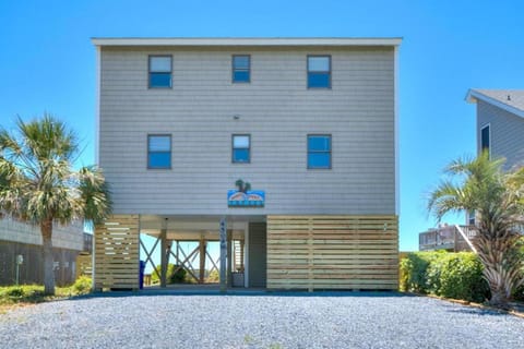 Happy Feet House in Oak Island