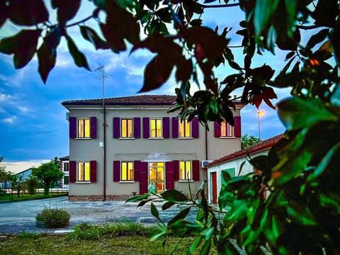 Property building, Facade/entrance, Summer