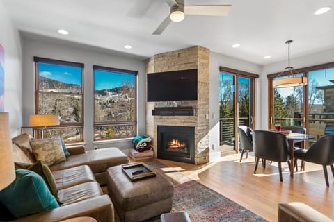 Blue River Flats 302 by Great Western Lodging Apartment in Silverthorne