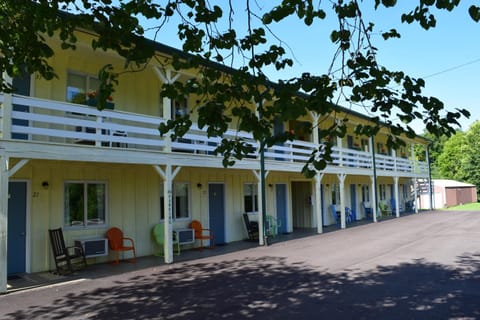 Green Valley Motor Lodge Motel in Indiana