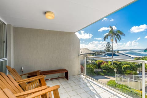 Patio, Day, View (from property/room), Balcony/Terrace, Seating area, Sea view