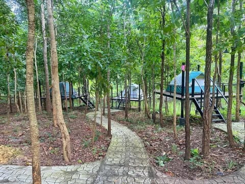 Happiness Long Bridge Resort Resort in Trat Changwat