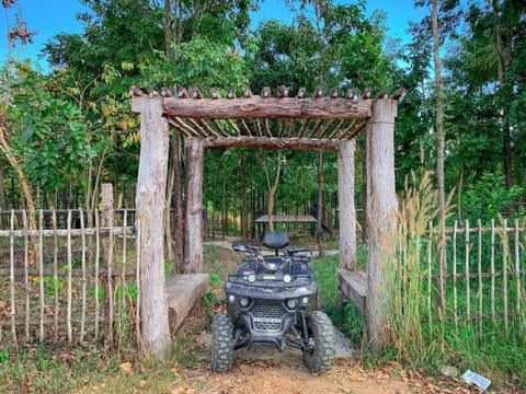 Happiness Long Bridge Resort Resort in Trat Changwat