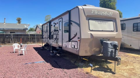 Camper Rv1 with private entrance and free parking Campeggio /
resort per camper in Moreno Valley