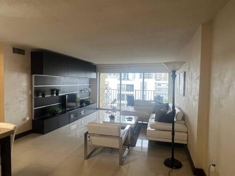 Your perfect home away from home Apartment in Sunny Isles Beach