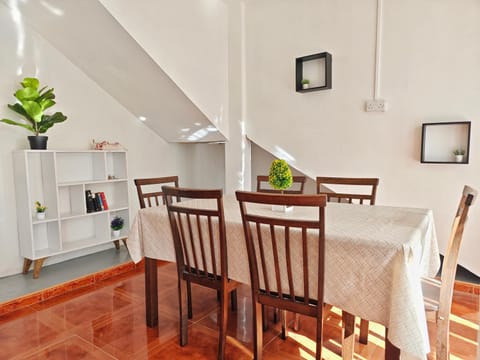 Library, Living room, Seating area, Dining area