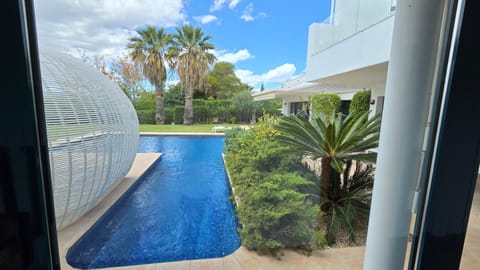 Pool view, Swimming pool