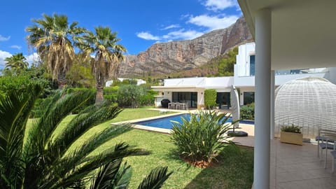 Patio, Garden, Garden view, Mountain view, Pool view, Swimming pool