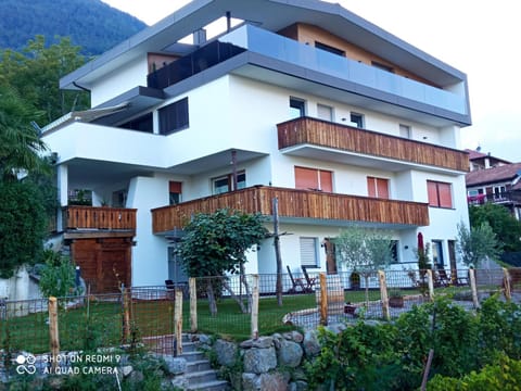 Haus Nummer 9 Apartment in Merano