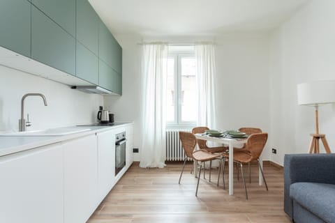 Coffee/tea facilities, Living room, Dining area, Breakfast, internet, oven, storage, toaster, kitchen