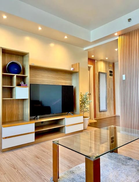 2 Bedroom Oceanfront Paradise Apartment in Lapu-Lapu City
