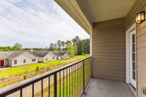 Cypress 85 1bedroom 1br With Pool Access! Apartment in Tifton