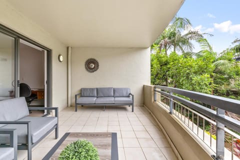 Spacious 2-Bed 2-Bath Moments from Avalon Beach Apartment in Pittwater Council