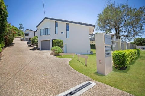 Galleries #1 House in Peregian Beach