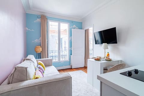 Living room, Photo of the whole room, Seating area