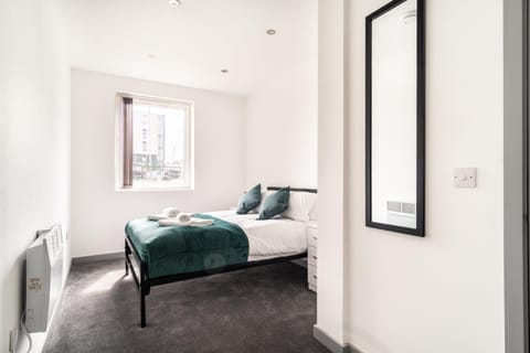 Modern 1 Bed Apartment in Bootle Liverpool Condo in Liverpool