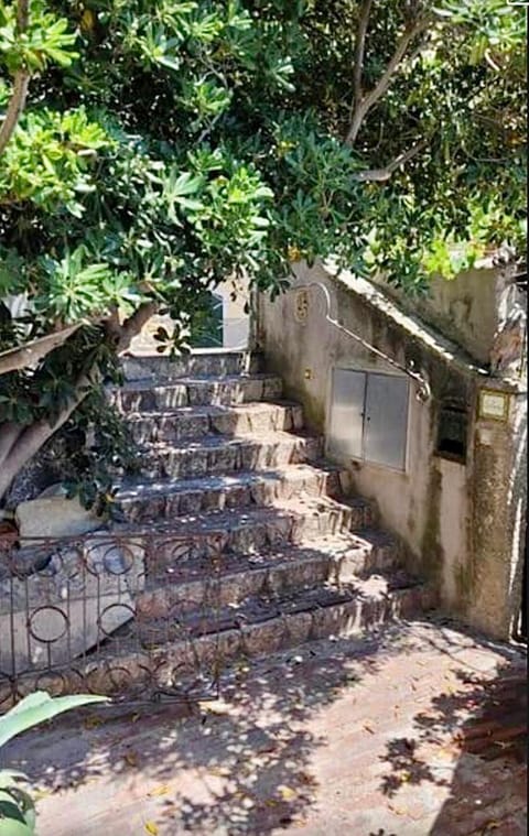 Il paradiso ritrovato nel Golfo dei Poeti House in Tellaro