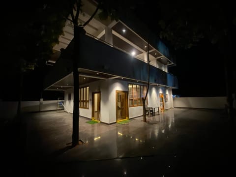 Dlr Tranquilla Bed and Breakfast in Hyderabad
