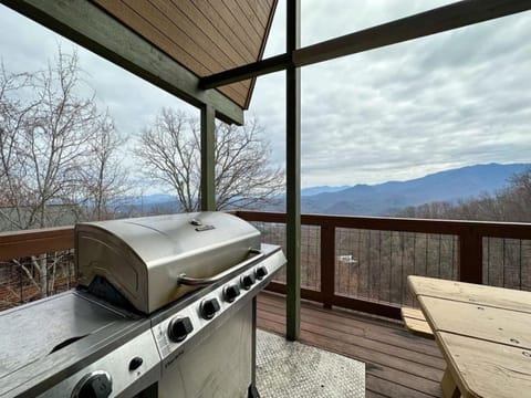 Smoky Mountain High chalet Chalet in Gatlinburg