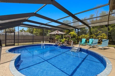 Patio, Day, Pool view, Swimming pool, sunbed